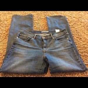 Levis jeans classic bootcut size 12 women